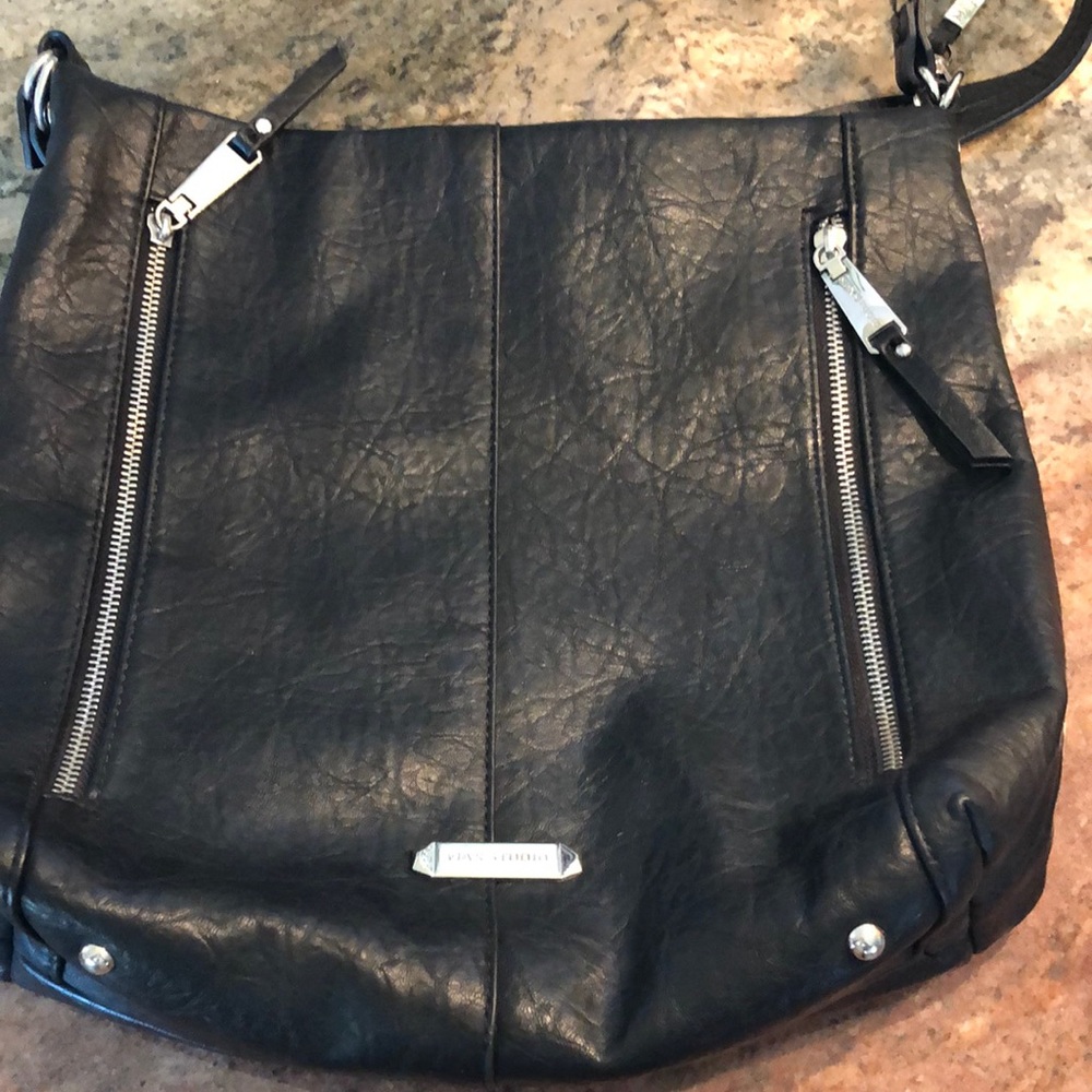 Max studio woman’s bag with zippers